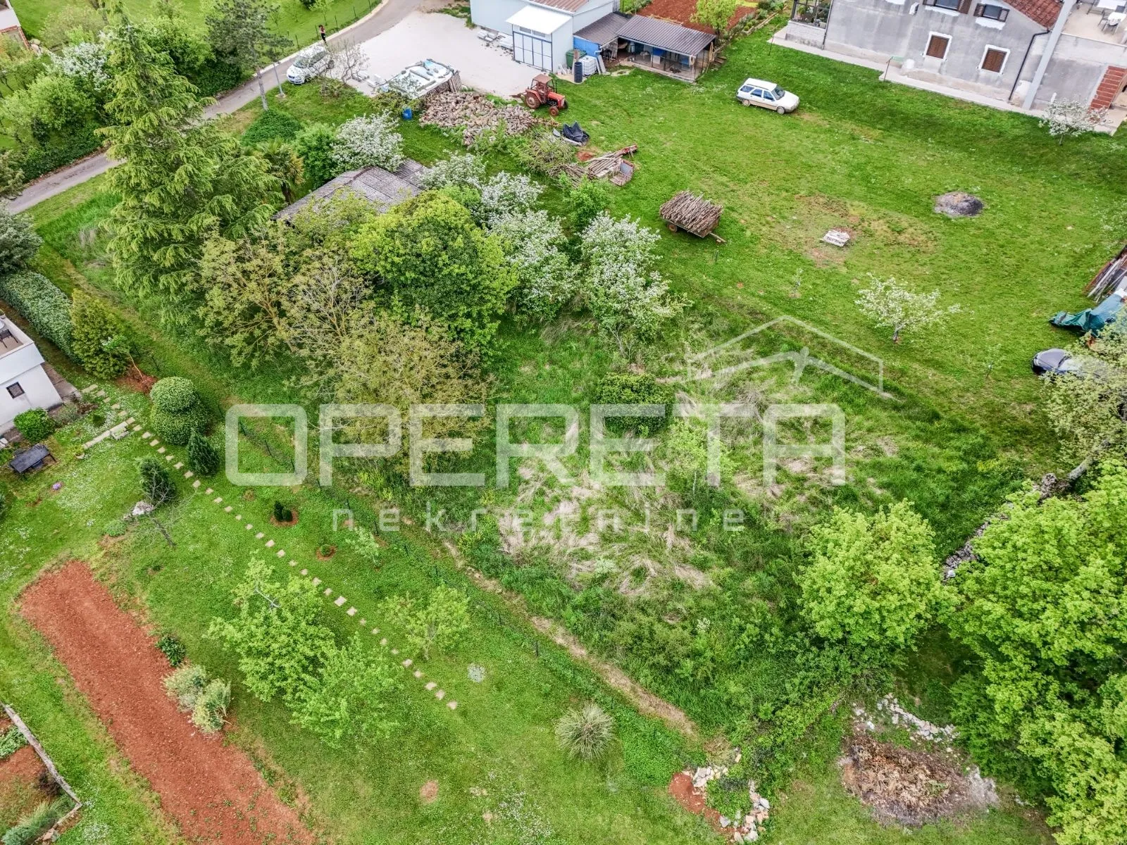 Škropeti , Novaki Motovunski, 1.130,00 m2, 69.000,00 EUR - cover