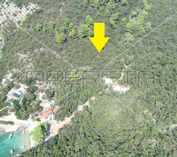 Zemljište 8.079 m2 blizu mora, uvala Rasohatica, Korčula - cover