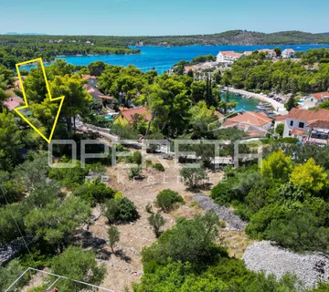 Uživajte u ljepoti Brača – Građevinsko zemljište s infrastrukturom, Milna - cover