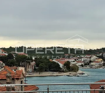 Tisno, Moderna kuća 168m2 - novogradnja u samom centru - cover