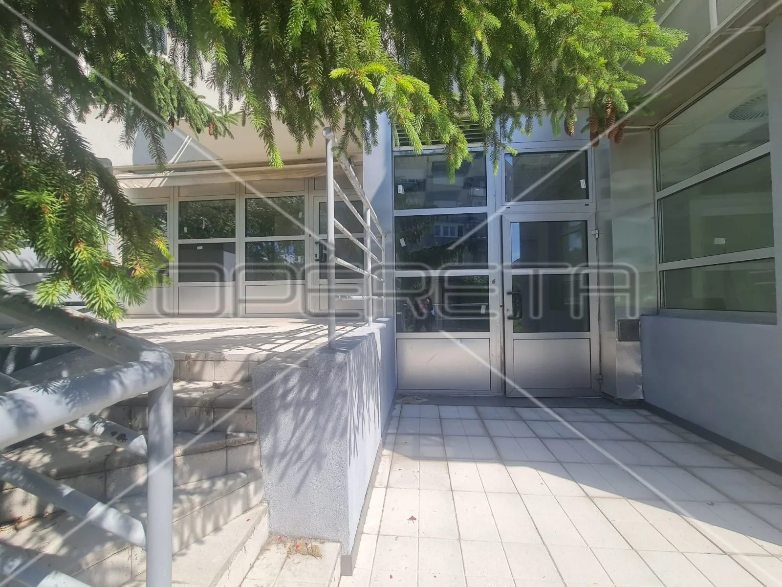 Najam, Ulični lokal, Trešnjevka, Trakošćanska, 153m2 - cover