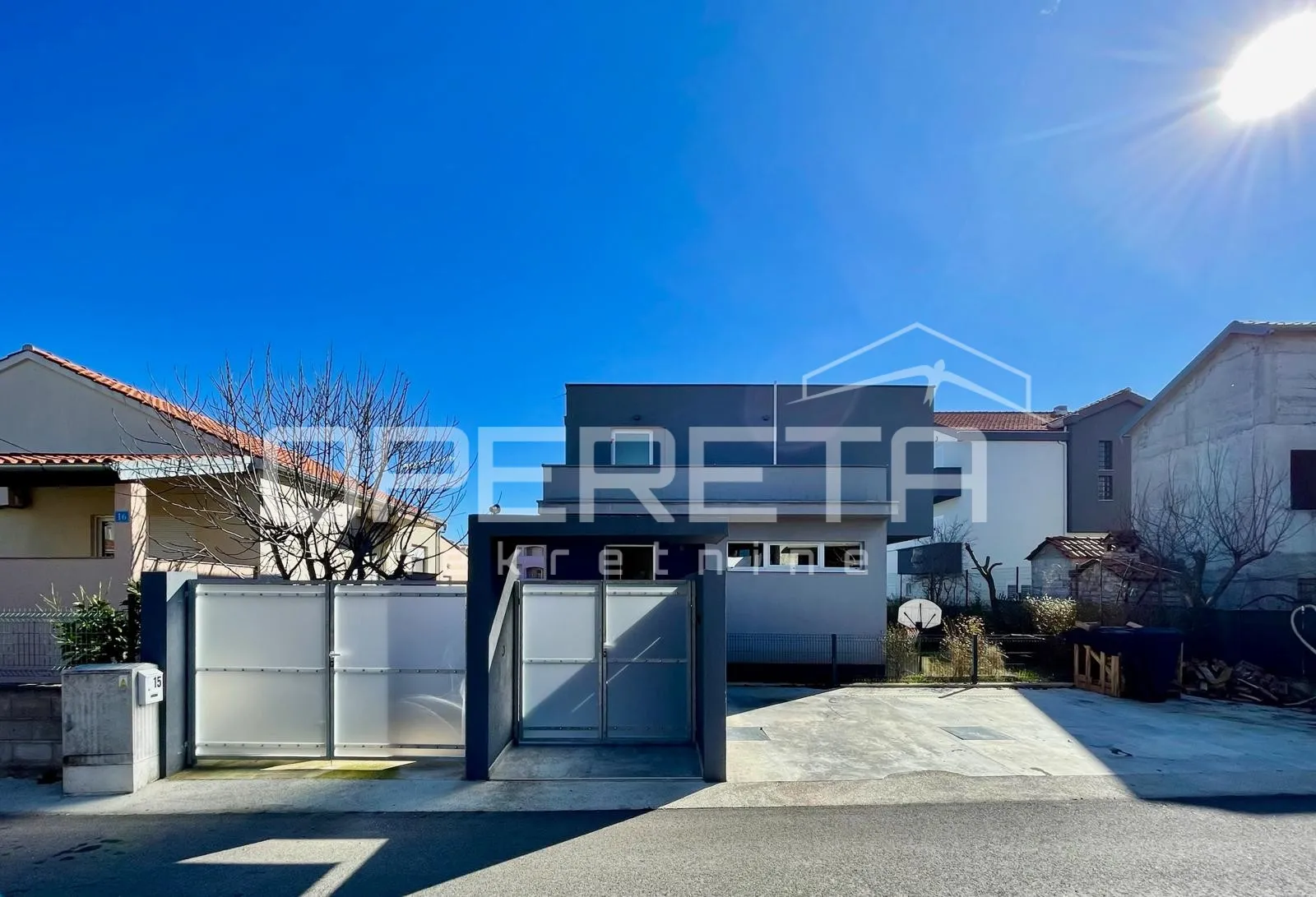 Moderna kuća 175 m2 neto površine, Novi Bokanjac, Zadar - cover