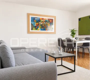 Maksimir - trosoban stan 90 m2 s terasom na mirnoj i traženoj lokaciji - Zagreb