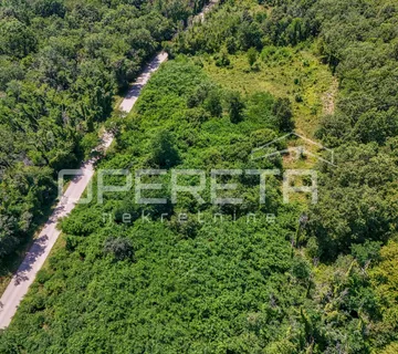 Istra, Poreč okolica- poljoprivredno zemljište - cover