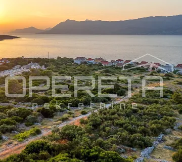 Povlja, Brač - ekskluzivno građevinsko zemljište s pogledom na more - cover