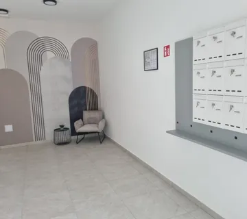 Prodaja, Poslovna zgrada, Đurđevac, Đure Basaričeka, 152m2 - cover