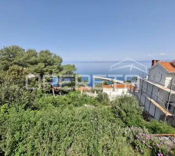Građevinsko zemljište 338 m2 s dozvolom i pogledom na more, otok Korčula - Blato
