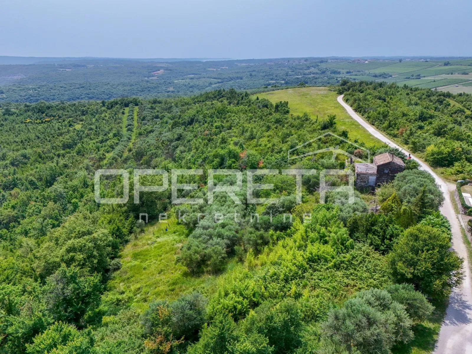 Istra, Buje okolica- Građevinsko zemljište s otvorenim pogledom - cover