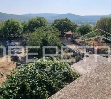 Građevinsko zemljište s kućom na Braču – Humac Gornji | 1.820 m² - cover