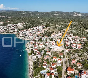 Novogradnja Ražanj, 70 m od mora, stan s balkonom i pogledom - Ražanj, Rogoznica