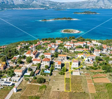 Građevinsko i poljoprivredno zemljište na Lumbardi, 551 m2 - cover