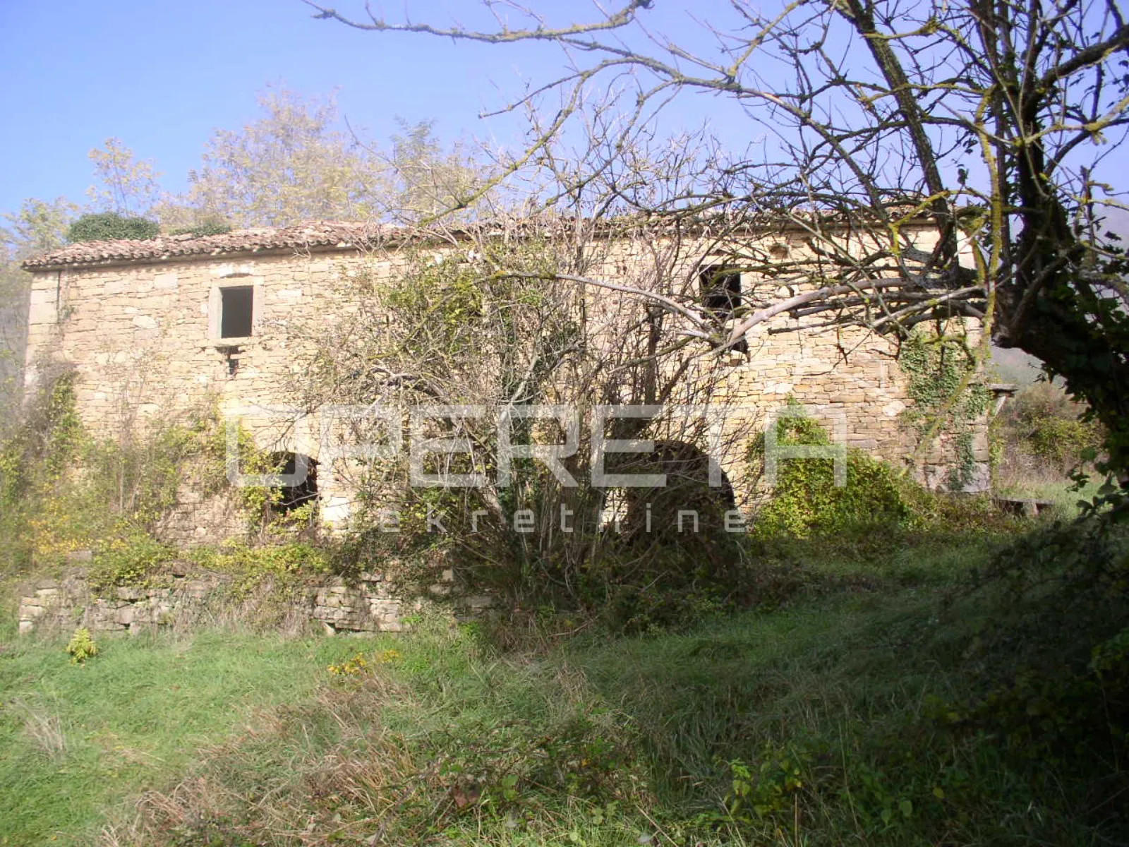 Prodaja, Kuća, Motovun, Livade, Samostojeća, 200m2 - cover