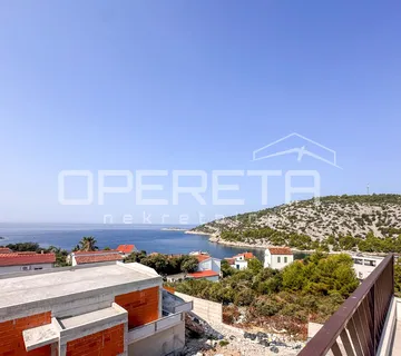 Novogradnja u Stivašnici, stan s tri terase i pogledom na more, 146 m2 - cover