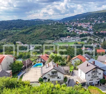 Markuševec, zemljište s panoramskim pogledom i lokacijskom dozvolom, 888 m2 - cover