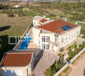 Zaton – luksuzna vila s 5 jedinica, bazenom i investicijskim potencijalom - cover