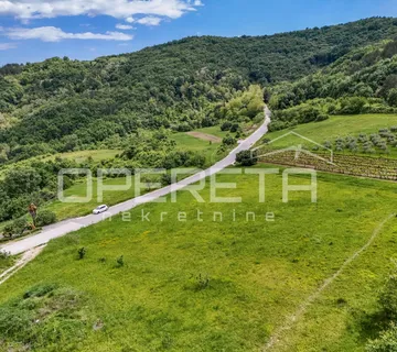 Istra, središnja Istra-građevinsko zemljište - cover