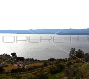 Poljoprivredno zemljište s pogledom na more 27980 m2, Bol, otok Brač - cover