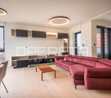 Prodaja, Stan, Centar, Ulica Zrinskih i Frankopana , 4s, 175m2 - Varaždin