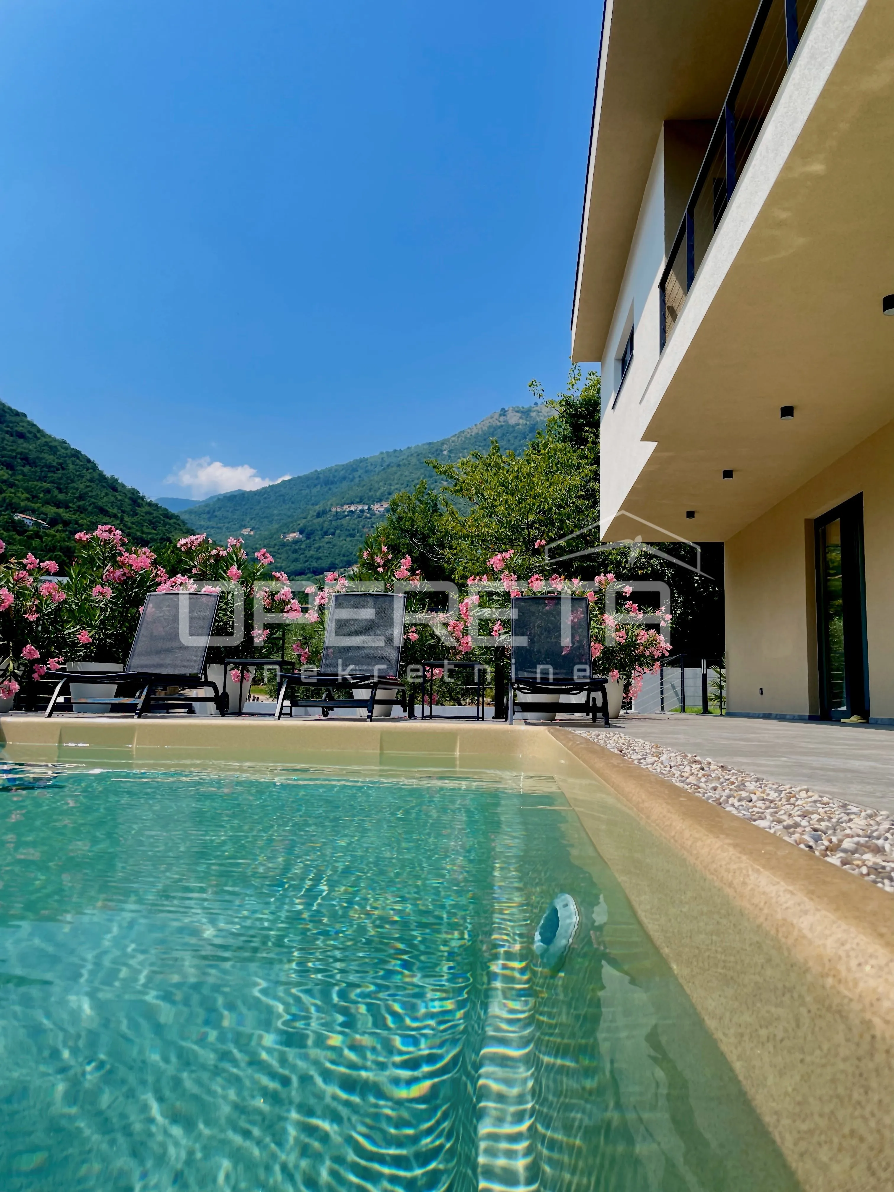 Mošćenička Draga – Moderna vila s bazenom, 10 minuta od mora - cover