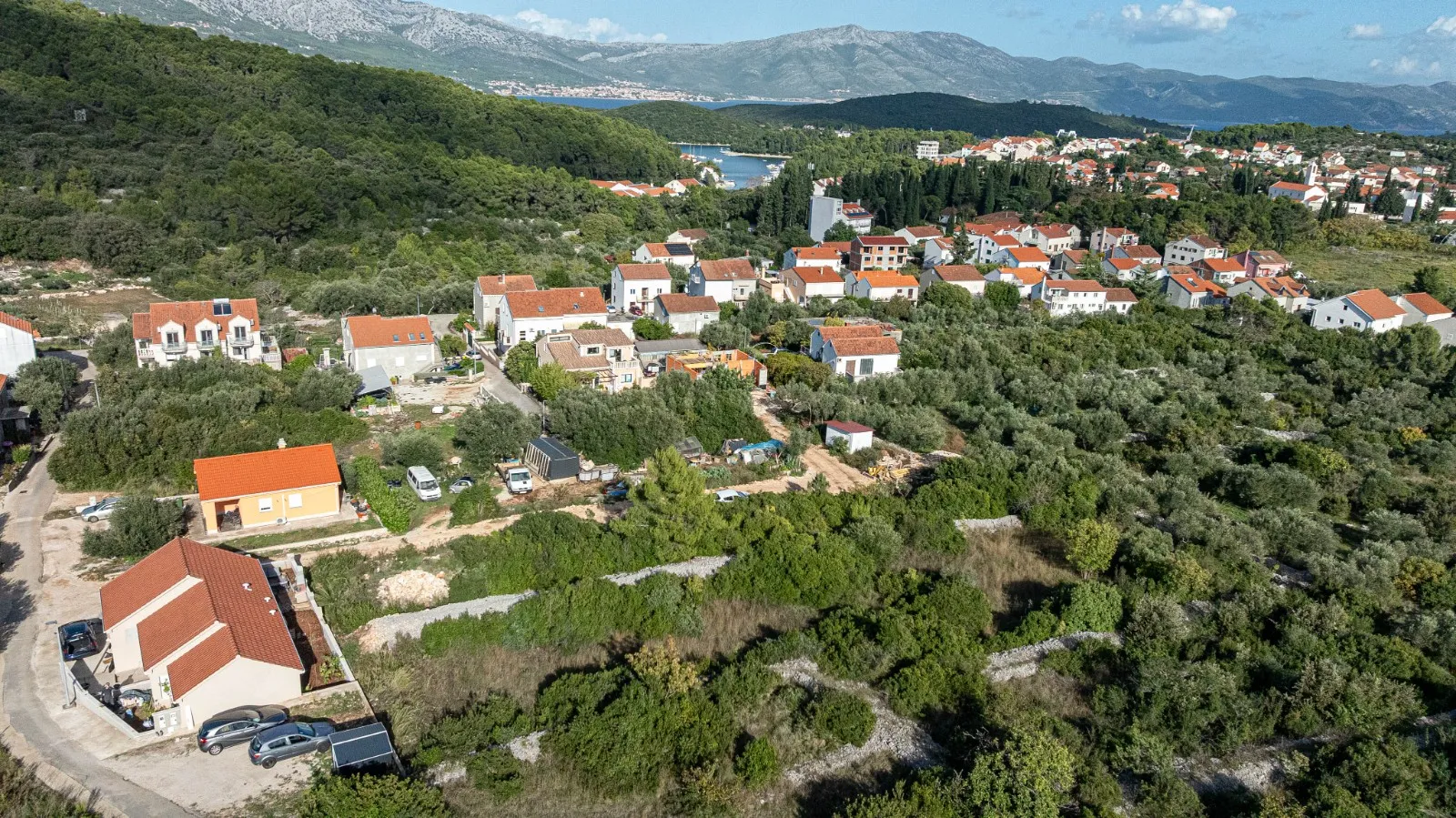 Mirna lokacija – zemljište 480 m2, Korčula - cover
