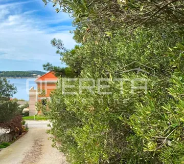 Građevinsko zemljište 120 m od mora, Zatoglav – 312 m2 - cover