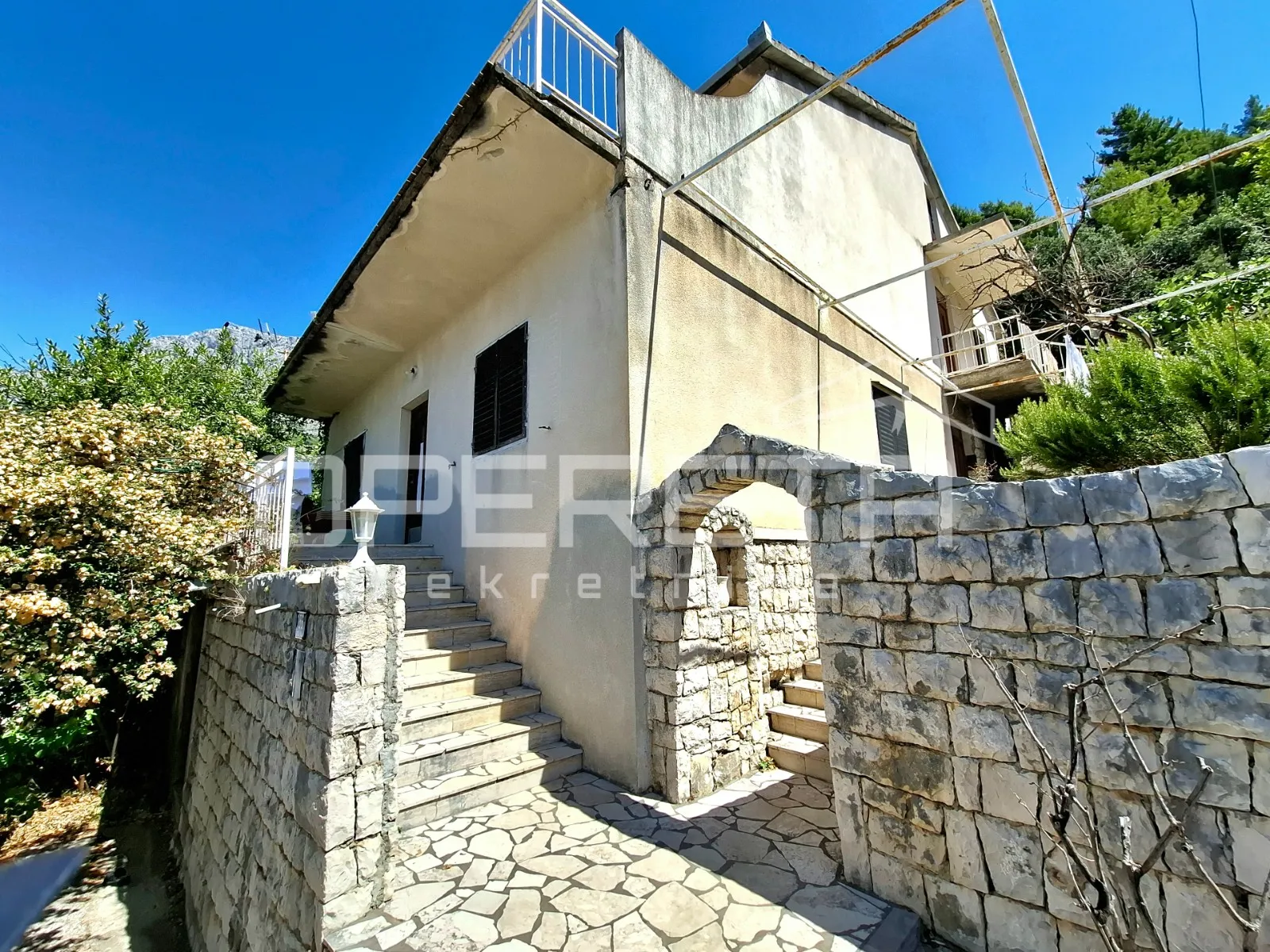Apartmanska kuća s panoramskim pogledom – Drvenik, Makarska rivijera - cover