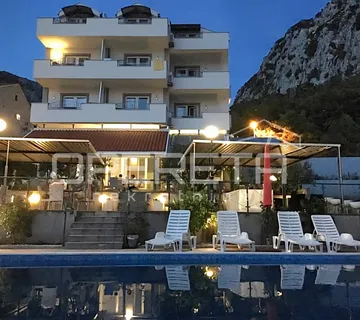 Makarska rivijera - hotel / vrhunska investicijska prilika! - cover
