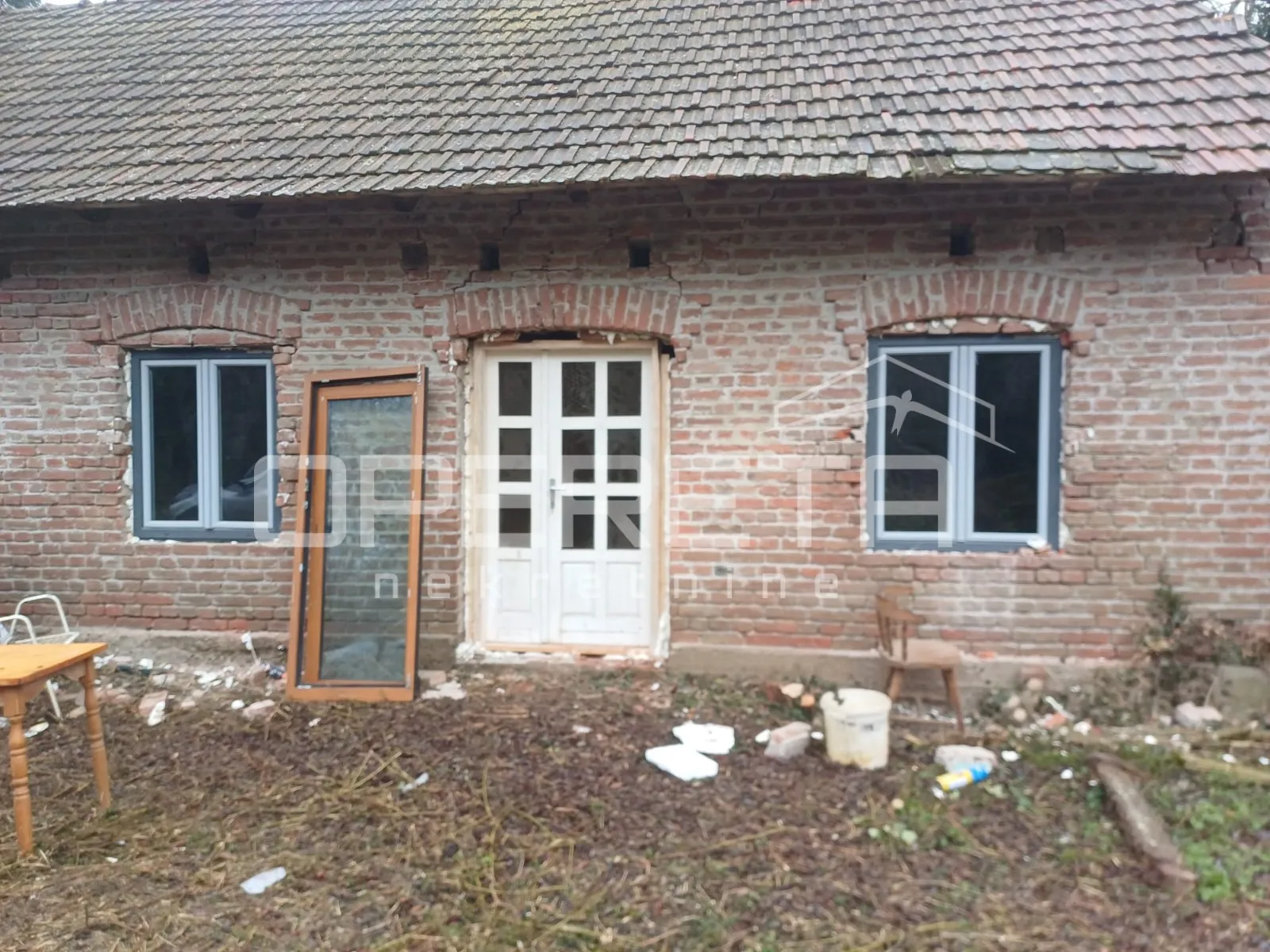 Poljoprivredno zemljište sa objektima, 85.985 m2, Ferdinandovac - cover