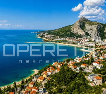 Ekskluzivno zemljište s građevinskom dozvolom za vilu s bazenom i panoramskim po - Borak, Omiš