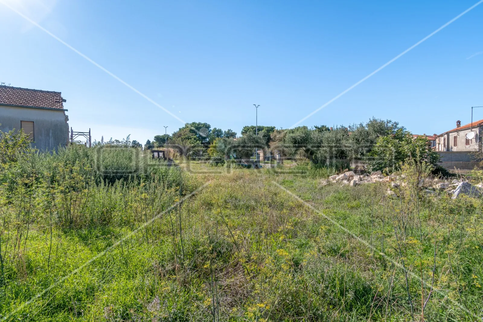 Banjole, građevinsko zemljište sa građevinskom dozvolom na odličnoj lokaciji - cover