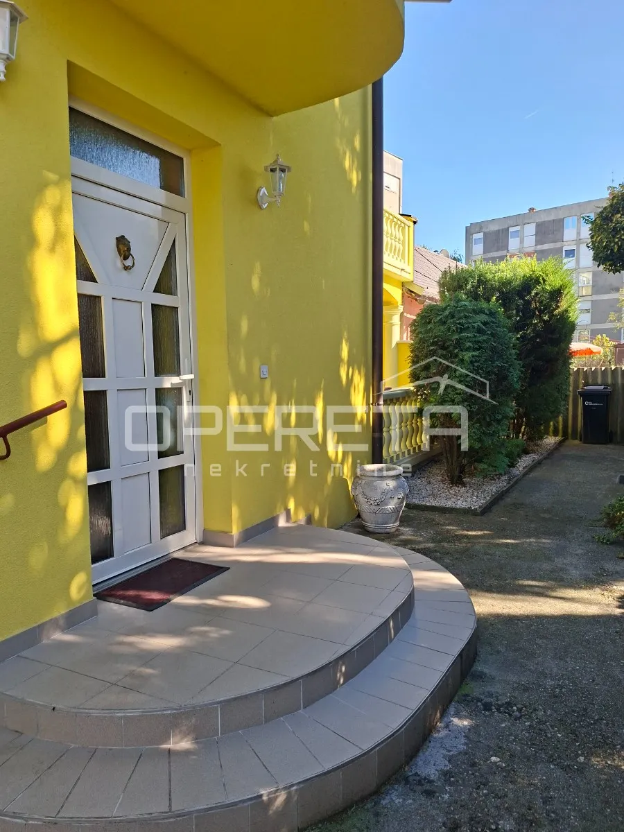 Prodaja, Kuća, Centar, Centar, Samostojeća, 184m2 - cover