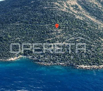 Zemljište 2.126 m2 uz put, s ruševinom stare kućice, Baćina - cover