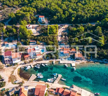 Atraktivno građevinsko zemljište, 340m2, uvala Tri Porte, Korčula - cover