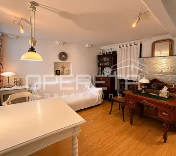 Stan u Varošu – mirna lokacija minutu od splitske Rive,42m2