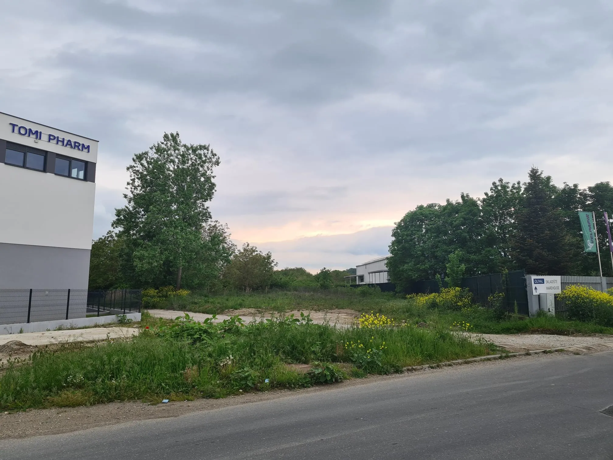PRODAJA, GRAĐEVINSKO ZEMLJIŠTE U M1 ZONI 9.745m2, ZAGREB-JANKOMIR-KOVINSKA! - cover