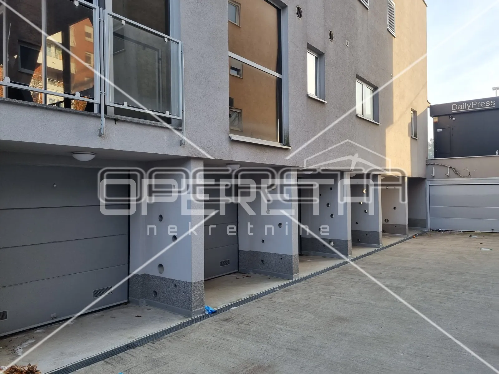 Prodaja, Garaža, Ravnice, Maksimirsko naselje, 17m2 - cover