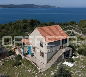 Kuća uz more s panoramskim pogledom i terasom – Milna, otok Brač - cover