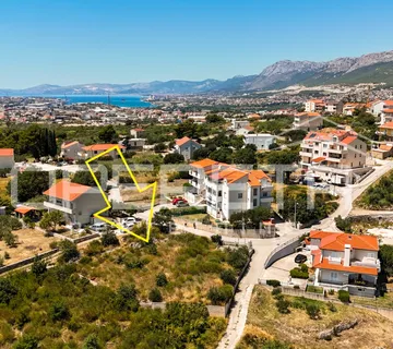 Građevinsko zemljište s pogledom na more, Mravince, Solin kod Splita - cover