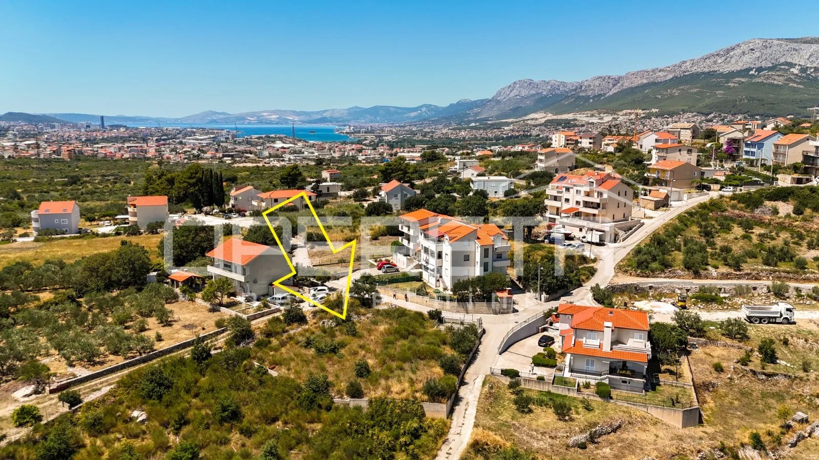 Građevinsko zemljište s pogledom na more, Mravince, Solin kod Splita - cover