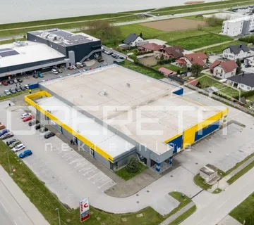 Ulica Zrinskih  , Zgrada, 3.000.000,00 EUR - cover