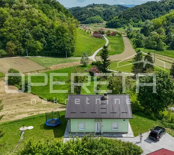 Prodaja, Kuća, Veliko Trgovišće, Vižovlje , Samostojeća, 81m2