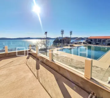 Luksuzni stan u novoj zgradi, 3 spavaće sobe, 128,30 m2 - Šibenik - cover