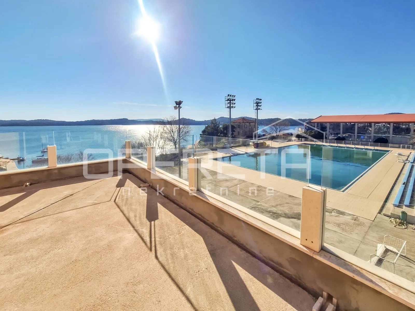 Luksuzni stan u novoj zgradi, 3 spavaće sobe, 128,30 m2 - Šibenik - cover
