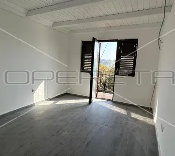 Prodaja, Kuća, Centar, Trški vrh, Samostojeća, 70m2