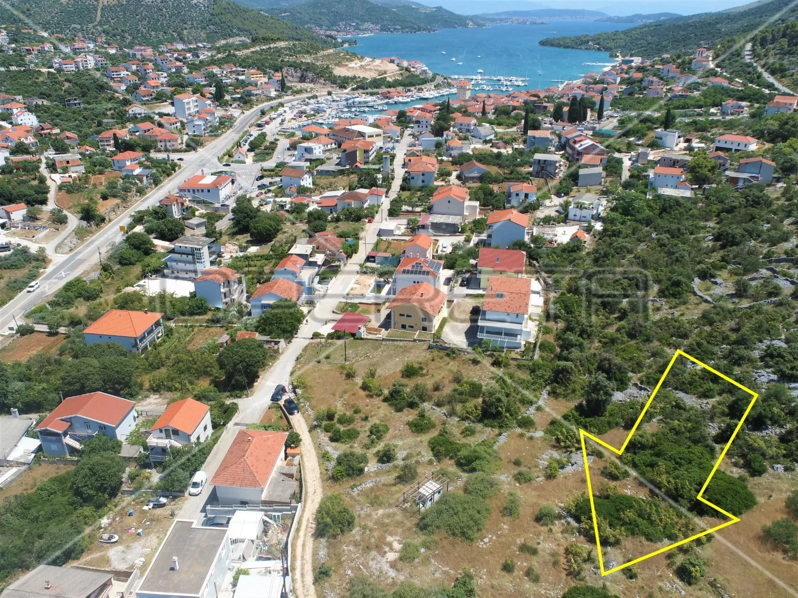 Građevinsko zemljište 500 m do mora, Marina, Trogir - cover