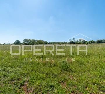 Istra, Poreč okolica- Građevinsko zemljište 1000 m2 - cover