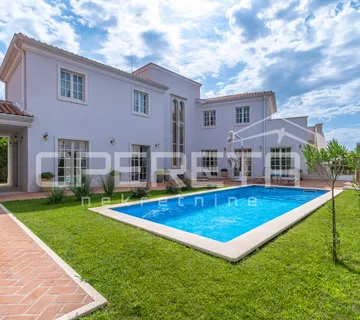 ISTRA, POREČ (OKOLICA) - Bezvremenska vila s bazenom - investicija u luksuz - cover