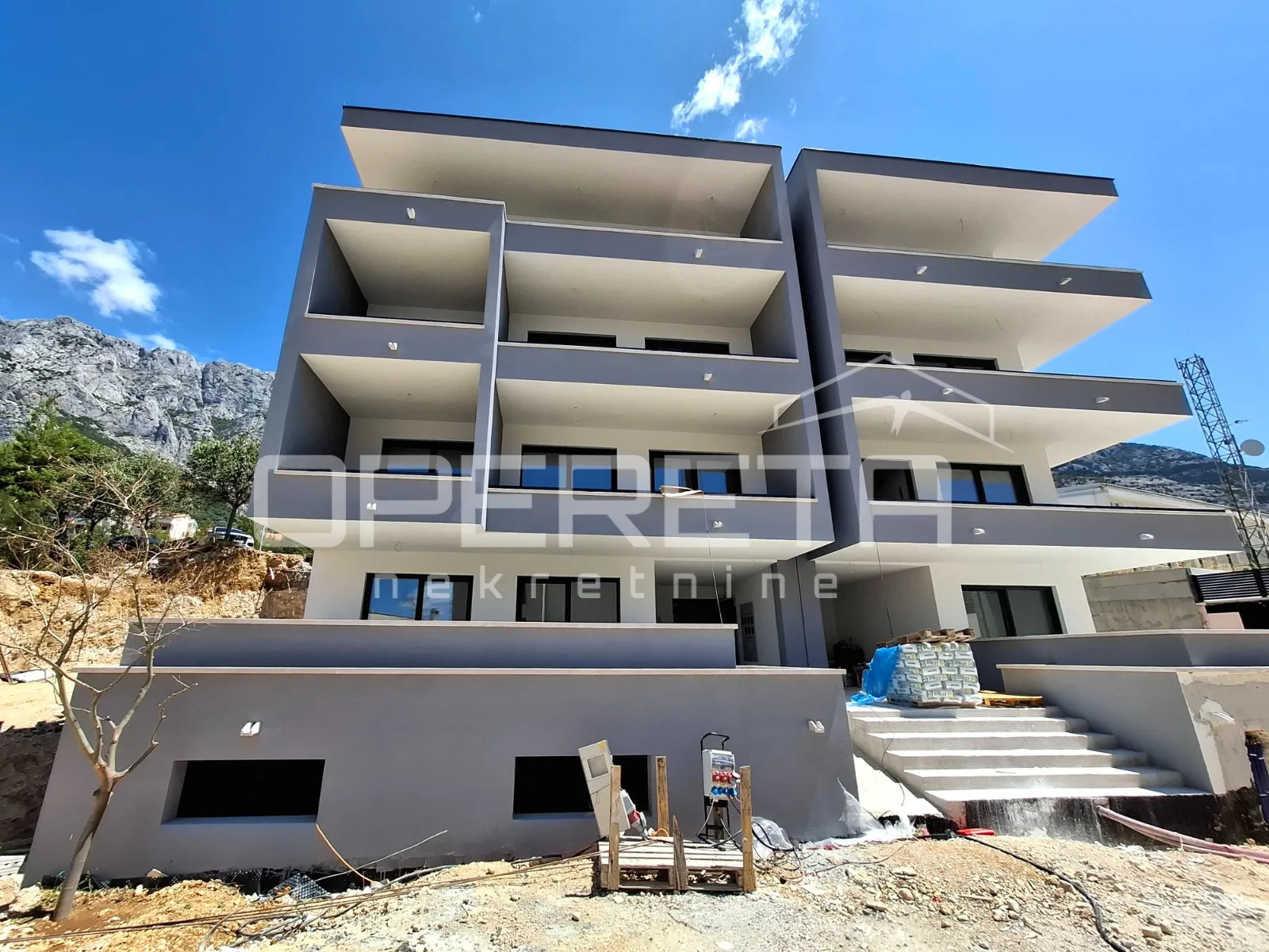 Makarska - stanovi u novogradnji – useljivo u Q4 - cover
