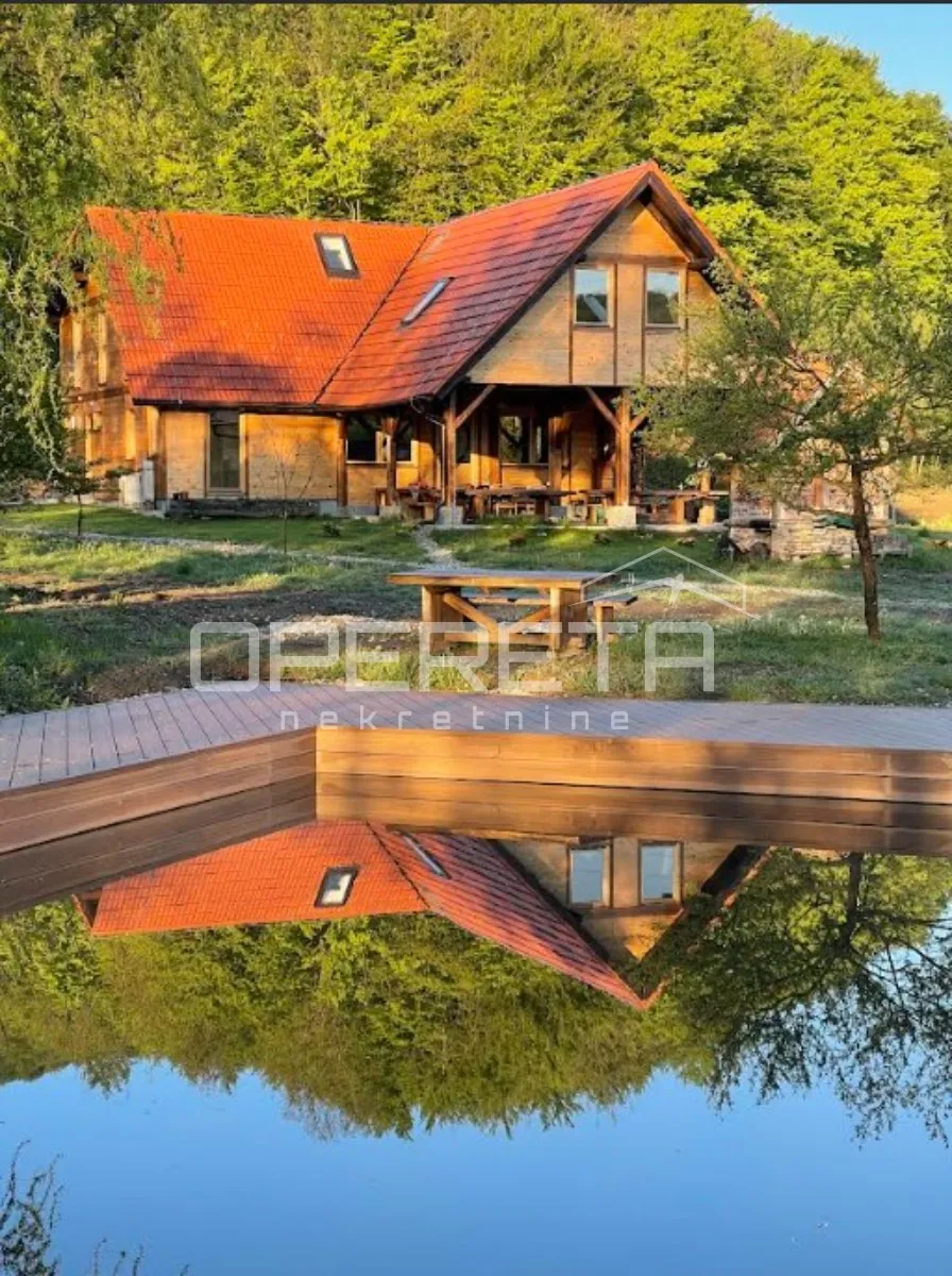 Zajezda, Turizam, 499.995,00 EUR - cover