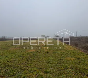 Mladena Fiolića, Zemljište, 614.400,00 EUR - cover